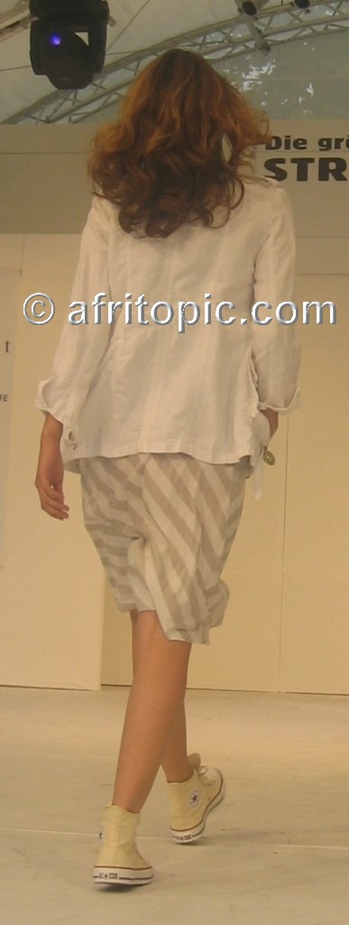 ../Images/krefash3 066b.jpg